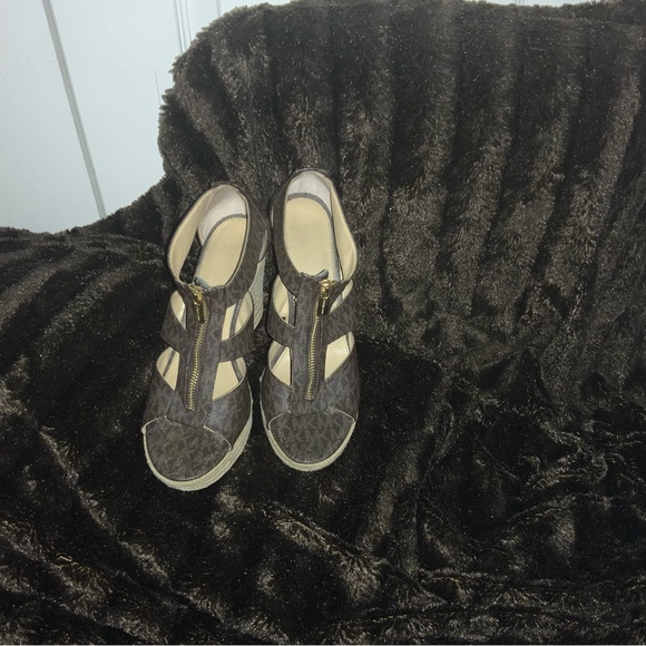 Michael Kors wedges - Picture 6 of 6